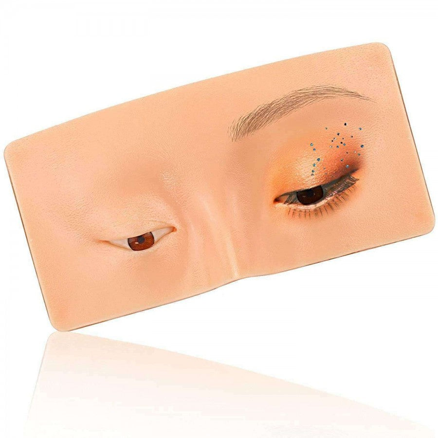 Interacting Eye Makeup